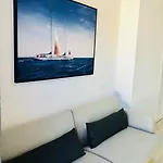 Vistas & Pool By Deihu Experiences Арона